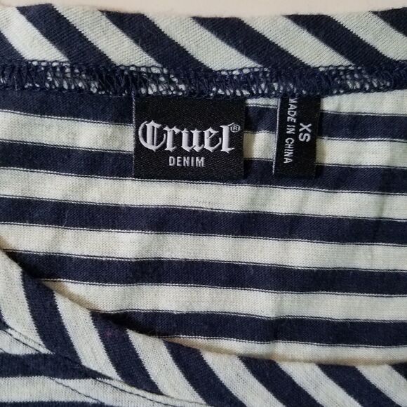 EUC Cruel Long Sleeve Tshirt - Picture 4 of 9